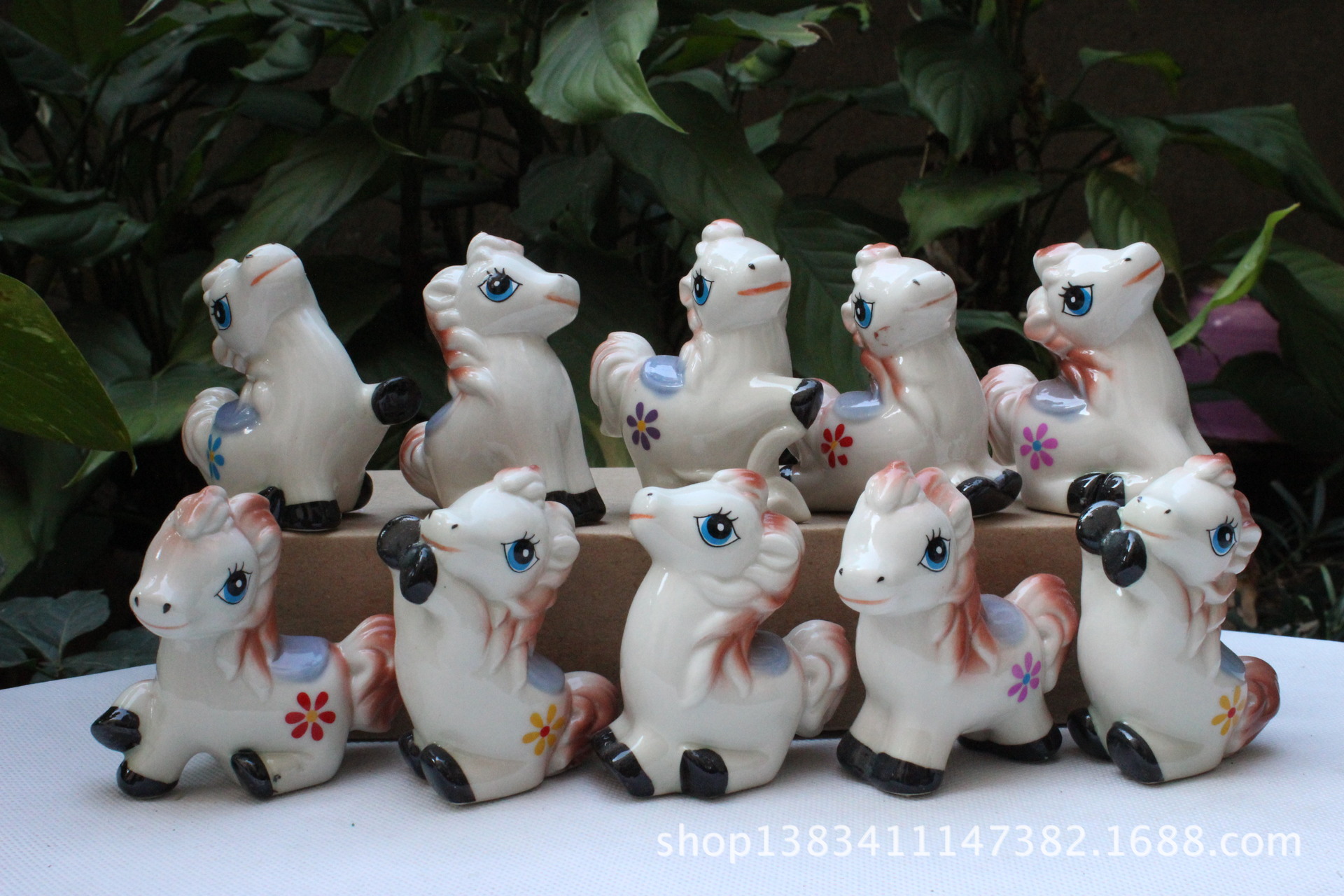 兩元店里的“廟會明星” C013馬擺件與民間工藝品的煙火氣