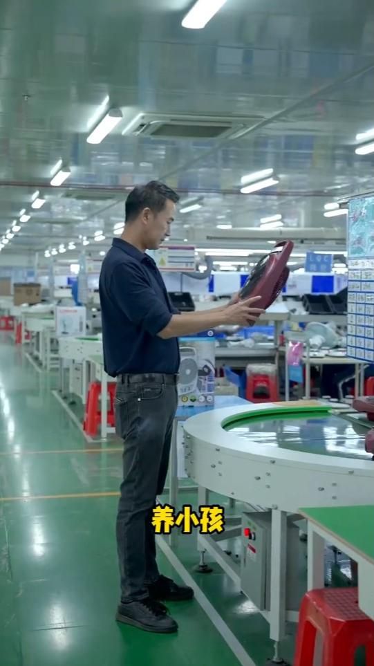 知名港星內(nèi)地打拼成家電大亨 廠房規(guī)模壯觀生意涉足歐美身家過(guò)億